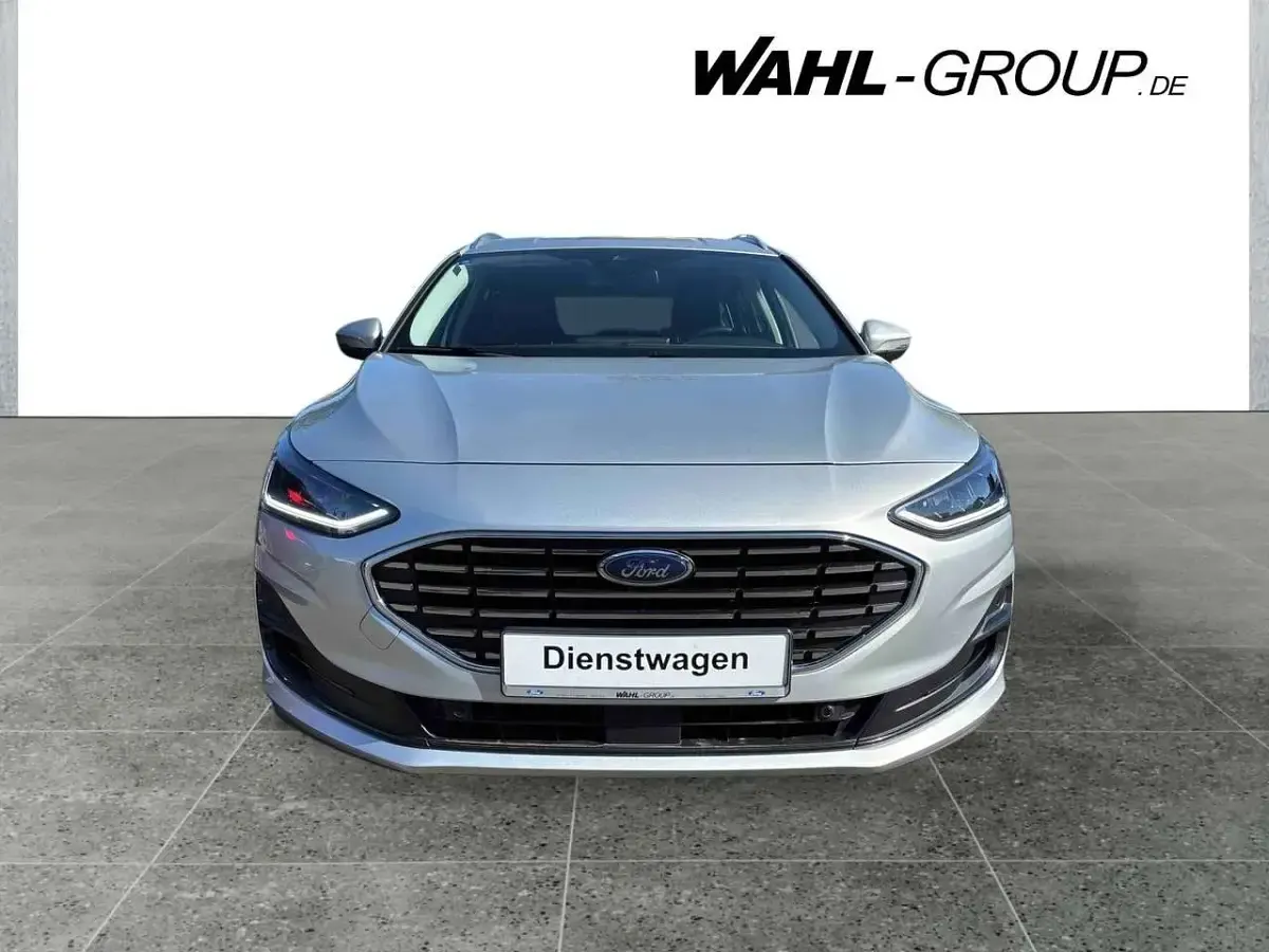 Gebraucht Ford Focus Titanium 116 PS (85 kW) 2024 Silber Kombi
