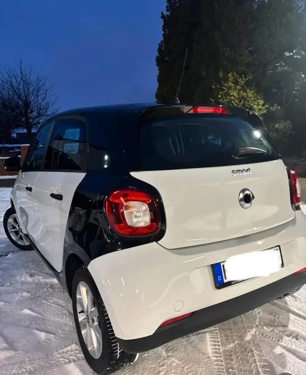 Usata Smart ForFour 52 CV (38 kW) 2017 Bianco Utilitaria