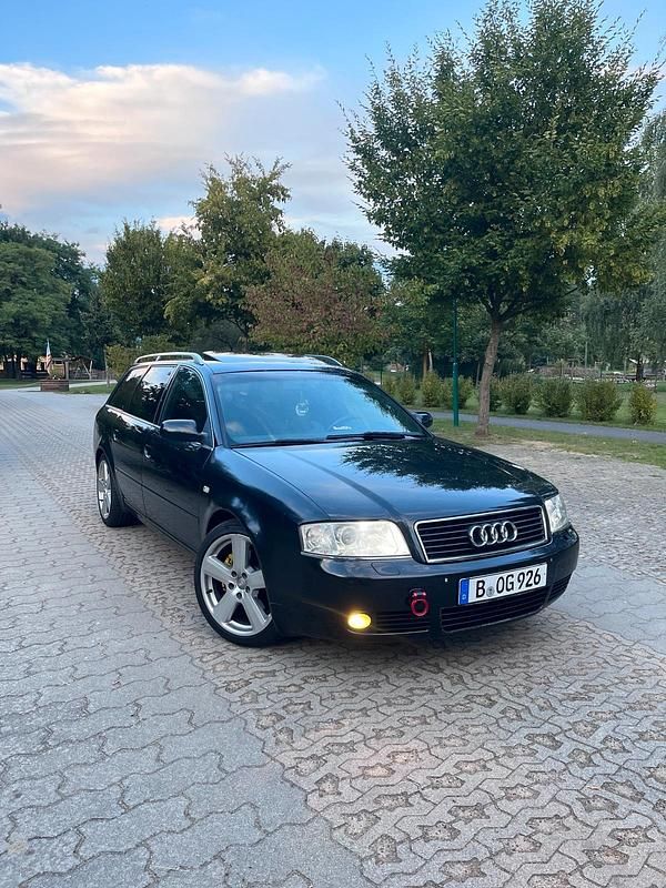 Schwarz Gebraucht 2002 Audi A6 S-Line Kombi | 1.350 € (Etwas zu teuer) - Bild 1/4