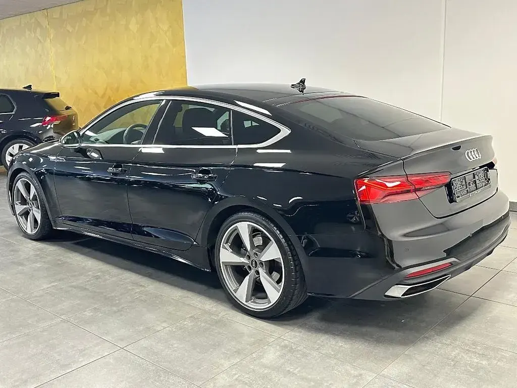 Gebraucht Audi A5 Sportback Ambiente 204 PS (150 kW) 2023 Schwarz Kleinwagen