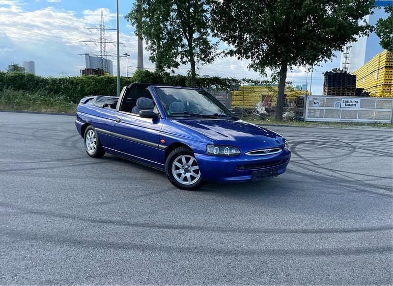 Gebraucht Ford Escort Cabriolet 90 PS (66 kW) 1996 Blau Cabrio