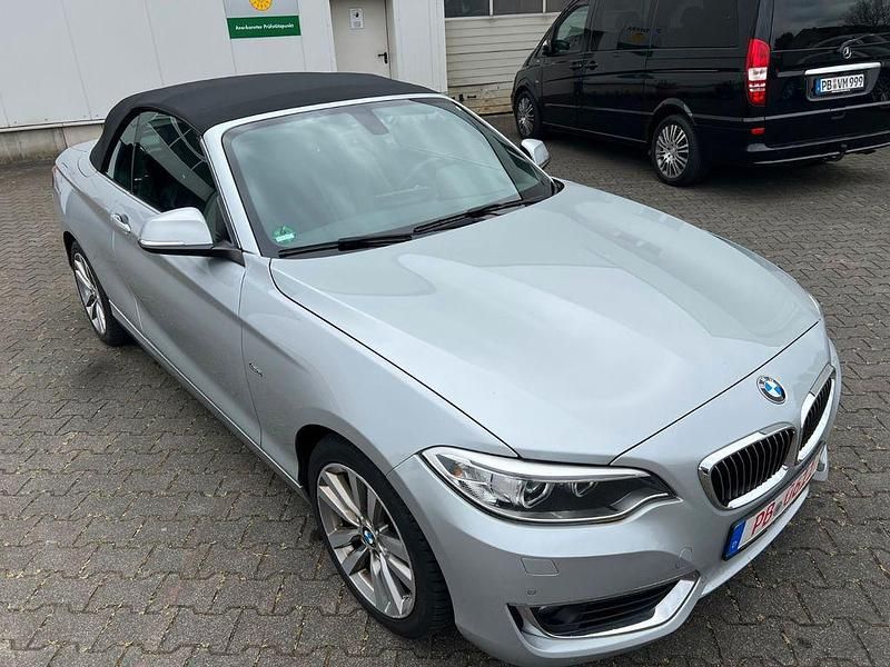 Gebraucht BMW 220 Luxury Line 190 PS (139 kW) 2016 Silber Cabrio