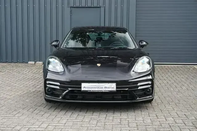 Gebraucht Porsche Panamera Turbo S 630 PS (463 kW) 2021 Schwarz Kleinwagen