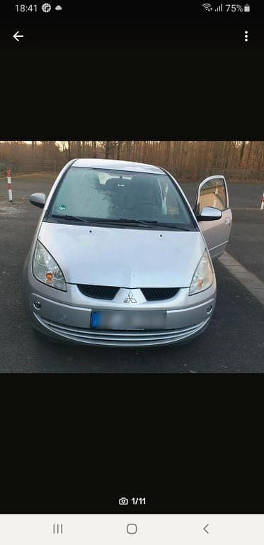 Gebraucht Mitsubishi Colt Invite 95 PS (69 kW) 2006 Silber Limousine