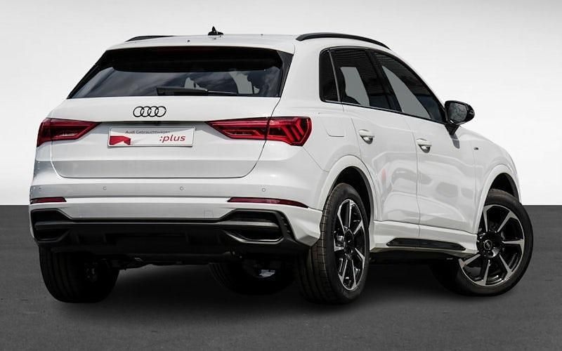 Gebraucht Audi Q3 S-Line 150 PS (110 kW) 2024 Gletscherweiß metallic SUV