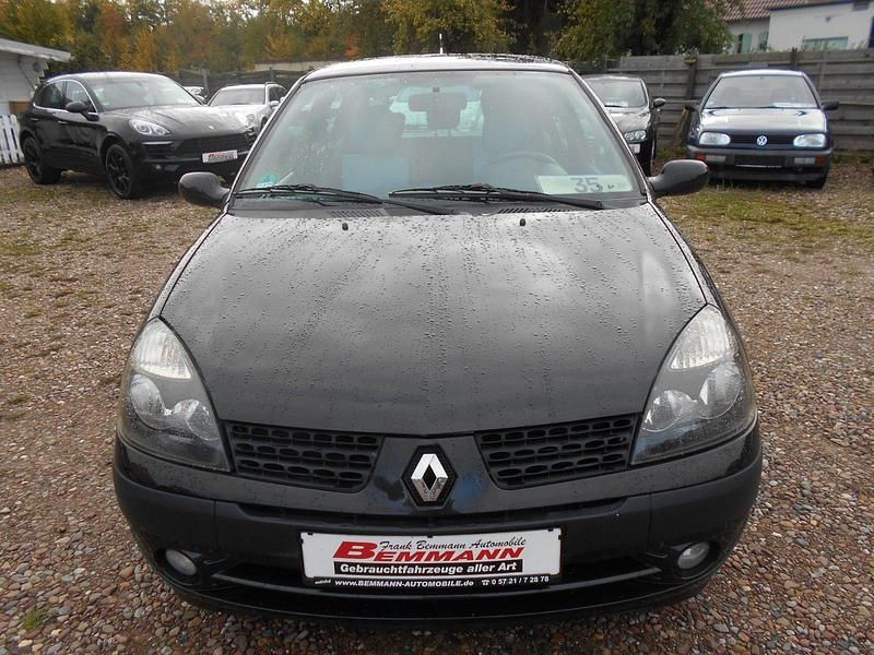 Gebraucht Renault Clio II 75 PS (55 kW) 2002 Schwarz Limousine