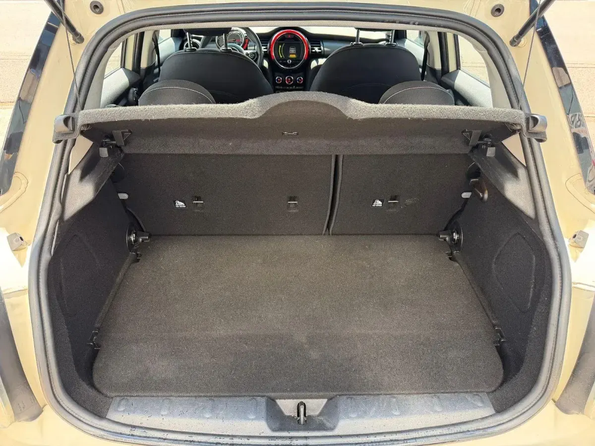 Occasion Mini Cooper D 116 ch (85 kW) 2017 Blanc Citadine