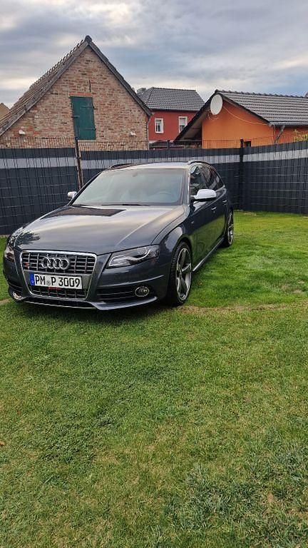 Gebraucht Audi S4 Ambiente 333 PS (244 kW) 2011 Grau Kombi