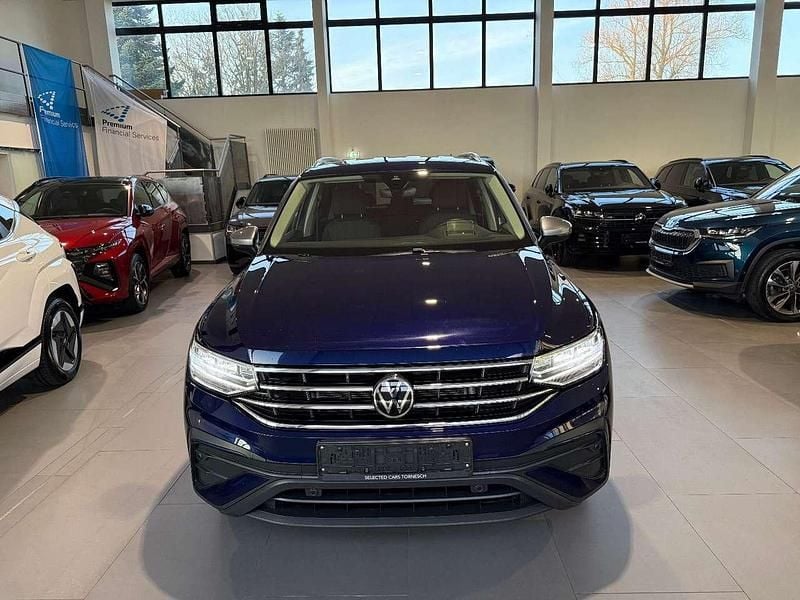 Gebraucht VW Tiguan Allspace 200 PS (147 kW) 2022 Atlantic blue SUV