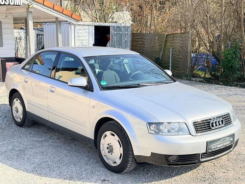Gebraucht Audi A4 131 PS (96 kW) 2002 Silber Limousine
