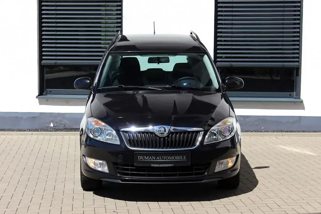 Gebraucht Skoda Roomster Fresh 86 PS (63 kW) 2014 Schwarz Van / Kleinbus