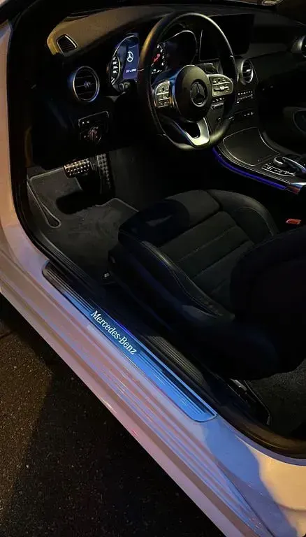 Gebraucht Mercedes C300 258 PS (189 kW) 2021 Weiß