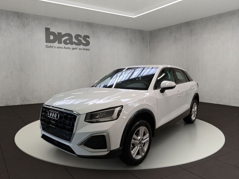 Arkonaweiß Neu 2025 Audi Q2 Advanced SUV | 42.740 € (Teuer) - Bild 1/4