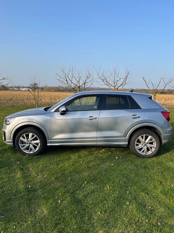 Gebraucht Audi Q2 Sport 150 PS (110 kW) 2019 Grau SUV