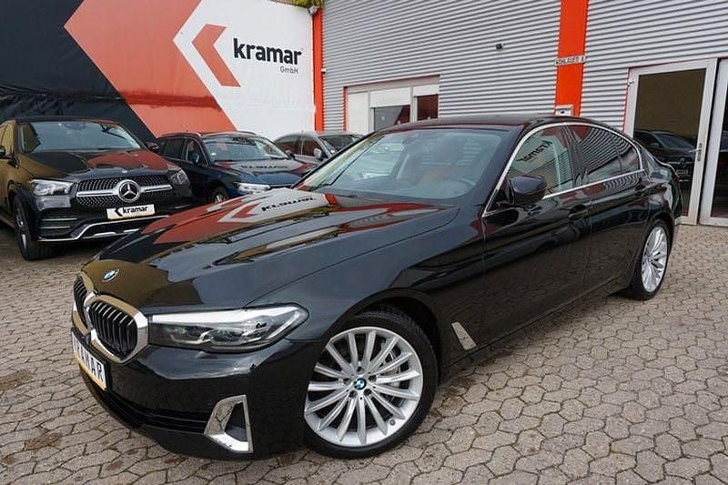 Schwarz Gebraucht 2022 BMW 540 Luxury Line Limousine | 30.990 € (Fairer Preis) - Bild 1/4
