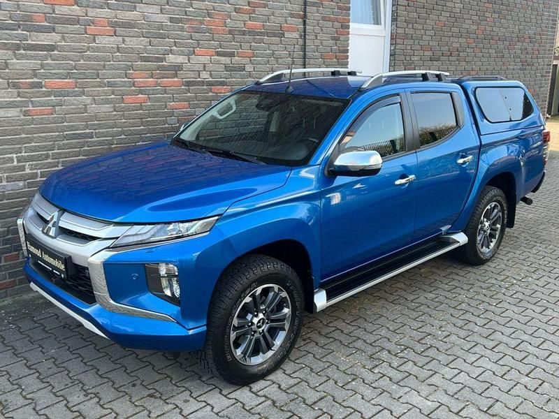 Gebraucht Mitsubishi L200 Plus 150 PS (110 kW) 2019 Blau Pickup