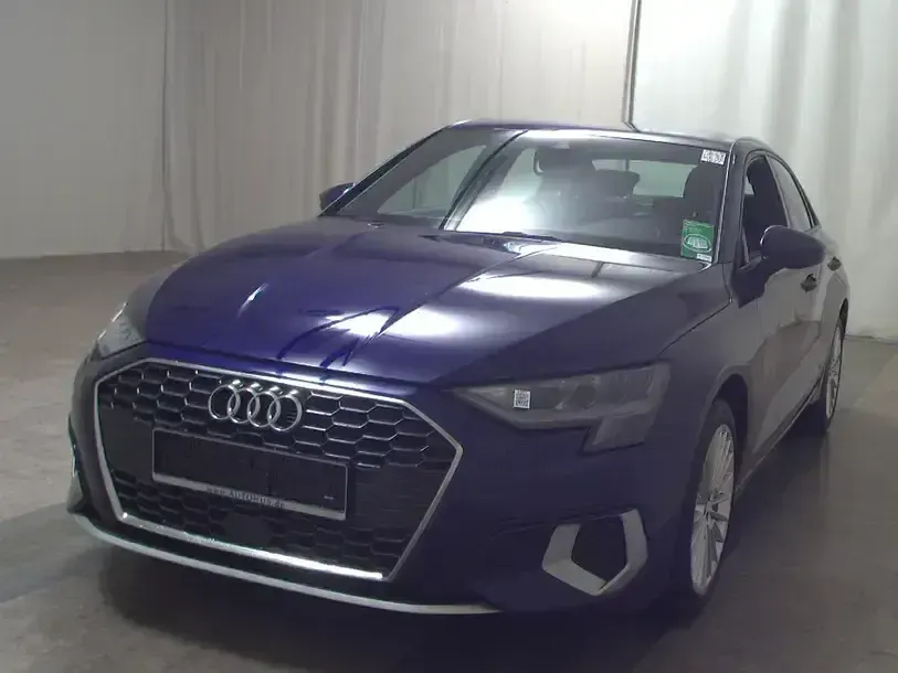 Używany Audi A3 Advanced 150 KM (110 kW) 2022 Niebieski Sedan/Limuzyna