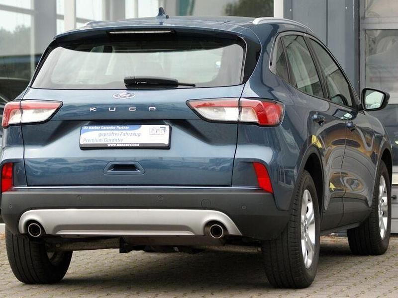 Gebraucht Ford Kuga Cool & Connect 120 PS (88 kW) 2020 Blau SUV