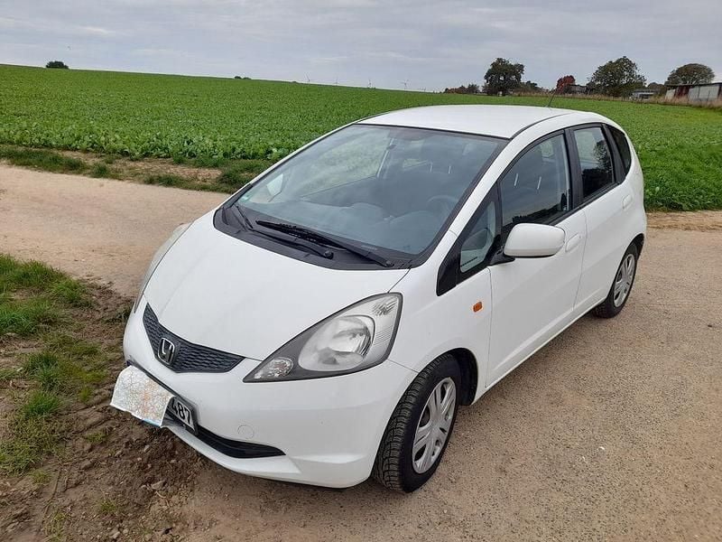 Weiß Gebraucht 2009 Honda Jazz Kleinwagen | 3.900 € (Guter Preis) - Bild 1/4