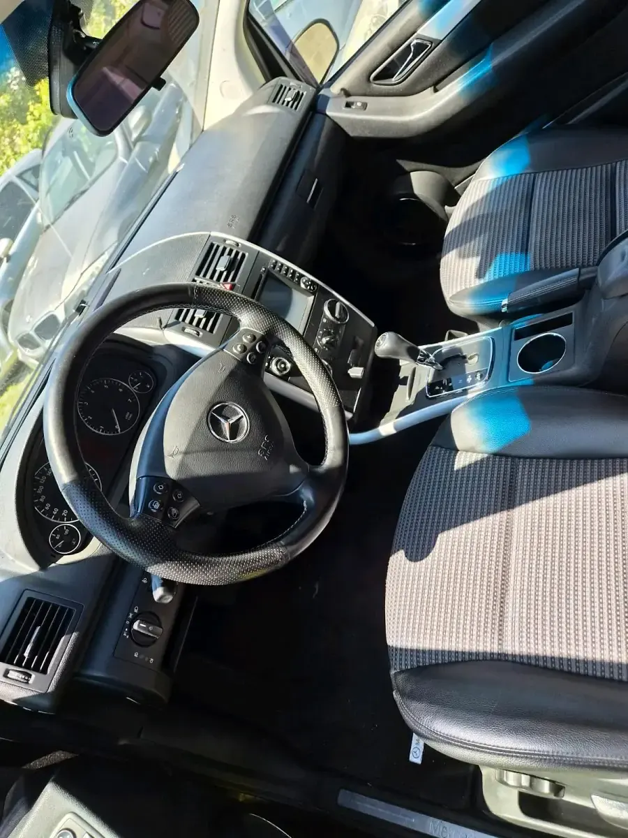 Gebraucht Mercedes A200 136 PS (100 kW) 2005 Schwarz Kleinwagen