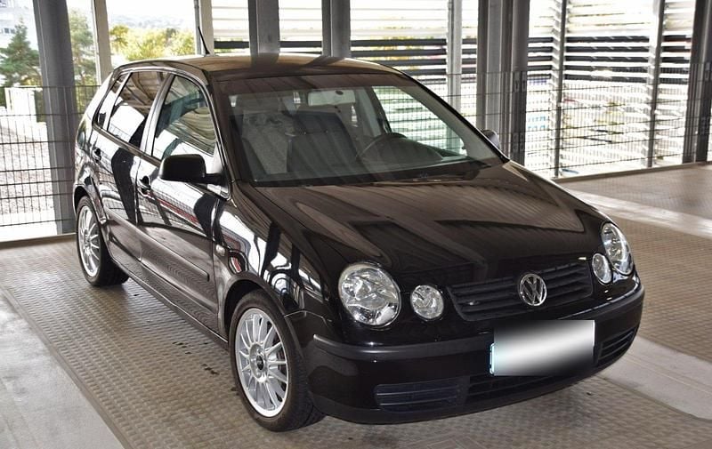 Schwarz Gebraucht 2004 VW Polo Kleinwagen | 1.300 € (Guter Preis) - Bild 1/4