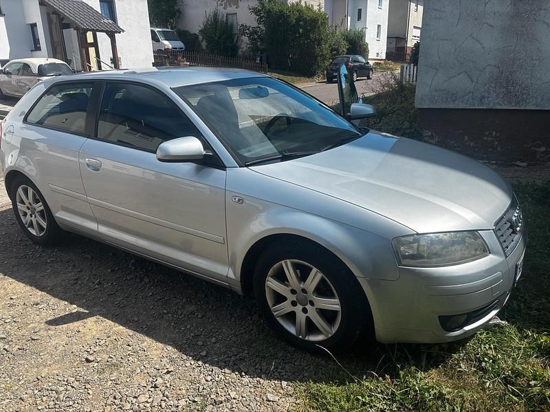 Silber Gebraucht 2003 Audi A3 Coupé | 1.600 € (Fairer Preis) - Bild 1/4