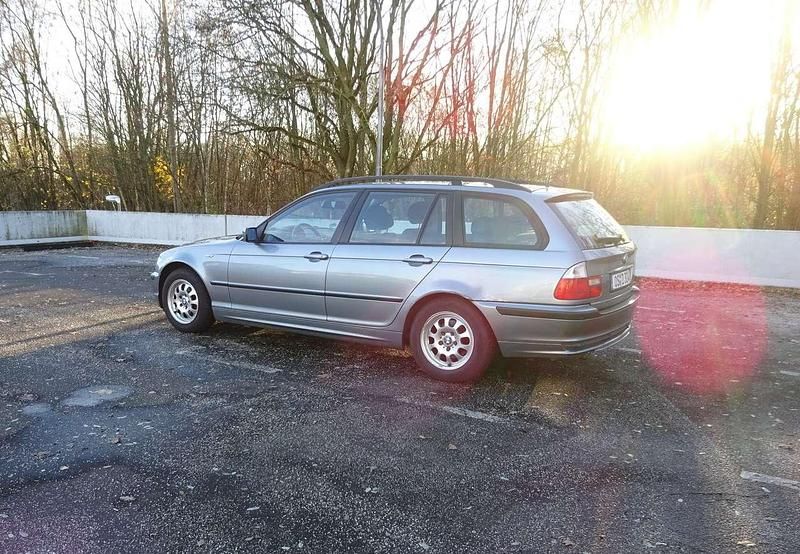 Gebraucht BMW 316 Exclusive 116 PS (85 kW) 2005 Silber Kombi