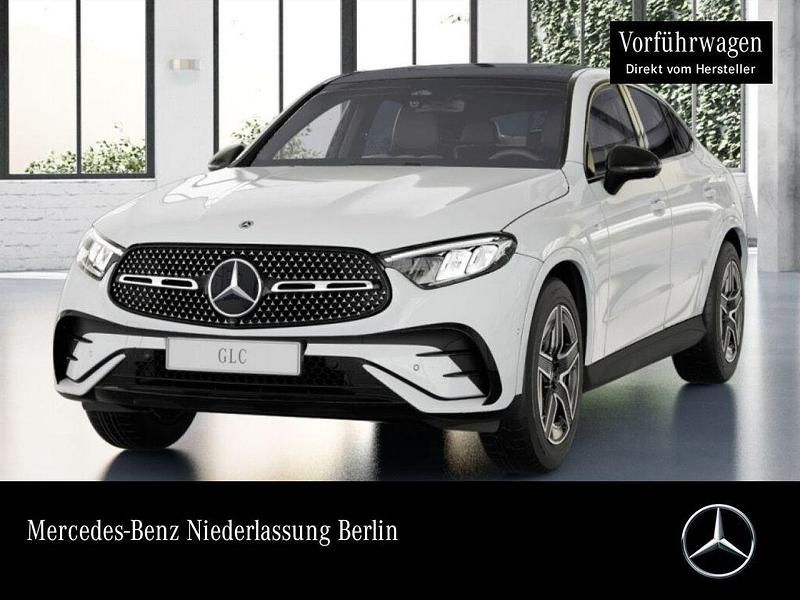Weiß Gebraucht 2025 Mercedes GLC300e AMG Limousine | 70.890 € (Guter Preis) - Bild 1/4