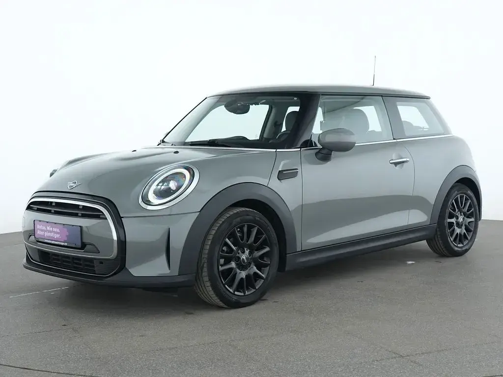 Gebraucht Mini ONE Classic 102 PS (75 kW) 2022 Moonwalk grey Kleinwagen