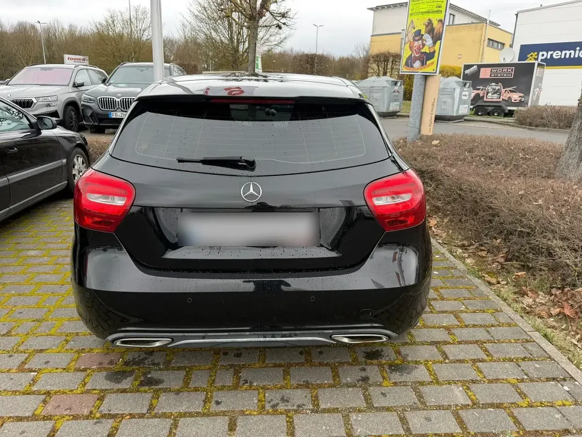Gebraucht Mercedes A200 Style 156 PS (114 kW) 2017 Schwarz Kleinwagen
