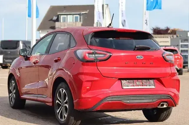 Gebraucht Ford Puma ST-Line 125 PS (91 kW) 2022 Rot SUV