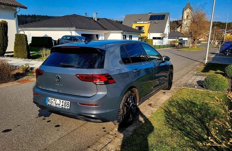 Gebraucht VW Golf VII 150 PS (110 kW) 2020 Grau Limousine