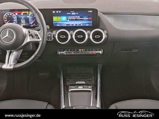 Gebraucht Mercedes GLA200 Progressive 163 PS (119 kW) 2024 Polarweiß SUV