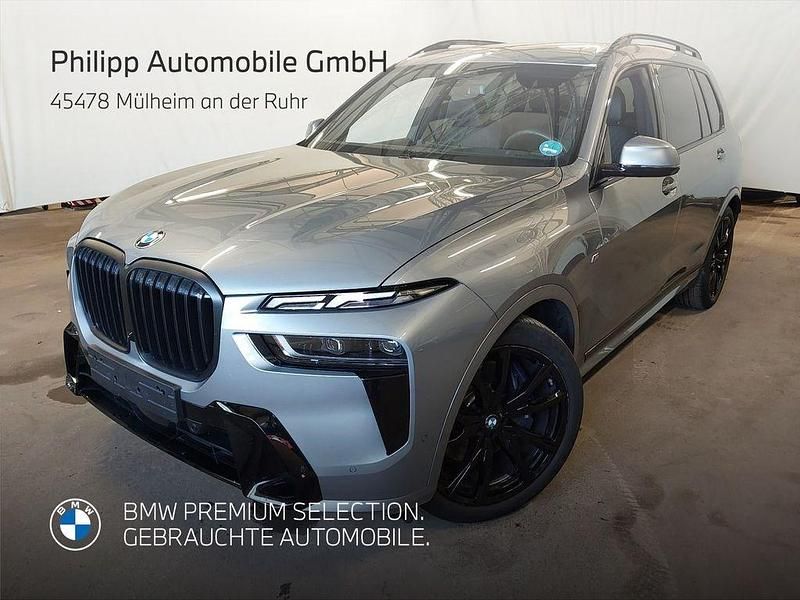 Skyscraper grau Gebraucht 2025 BMW X7 M Sport SUV | 93.399 € (Etwas zu teuer) - Bild 1/4