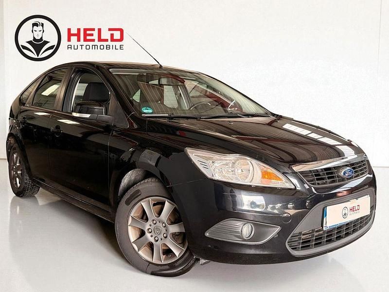 Gebraucht Ford Focus Ghia 109 PS (80 kW) 2010 Schwarz Limousine
