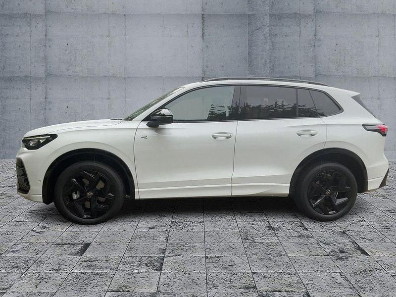 Neu VW Tiguan R-line 204 PS (150 kW) 2025 Weiß SUV