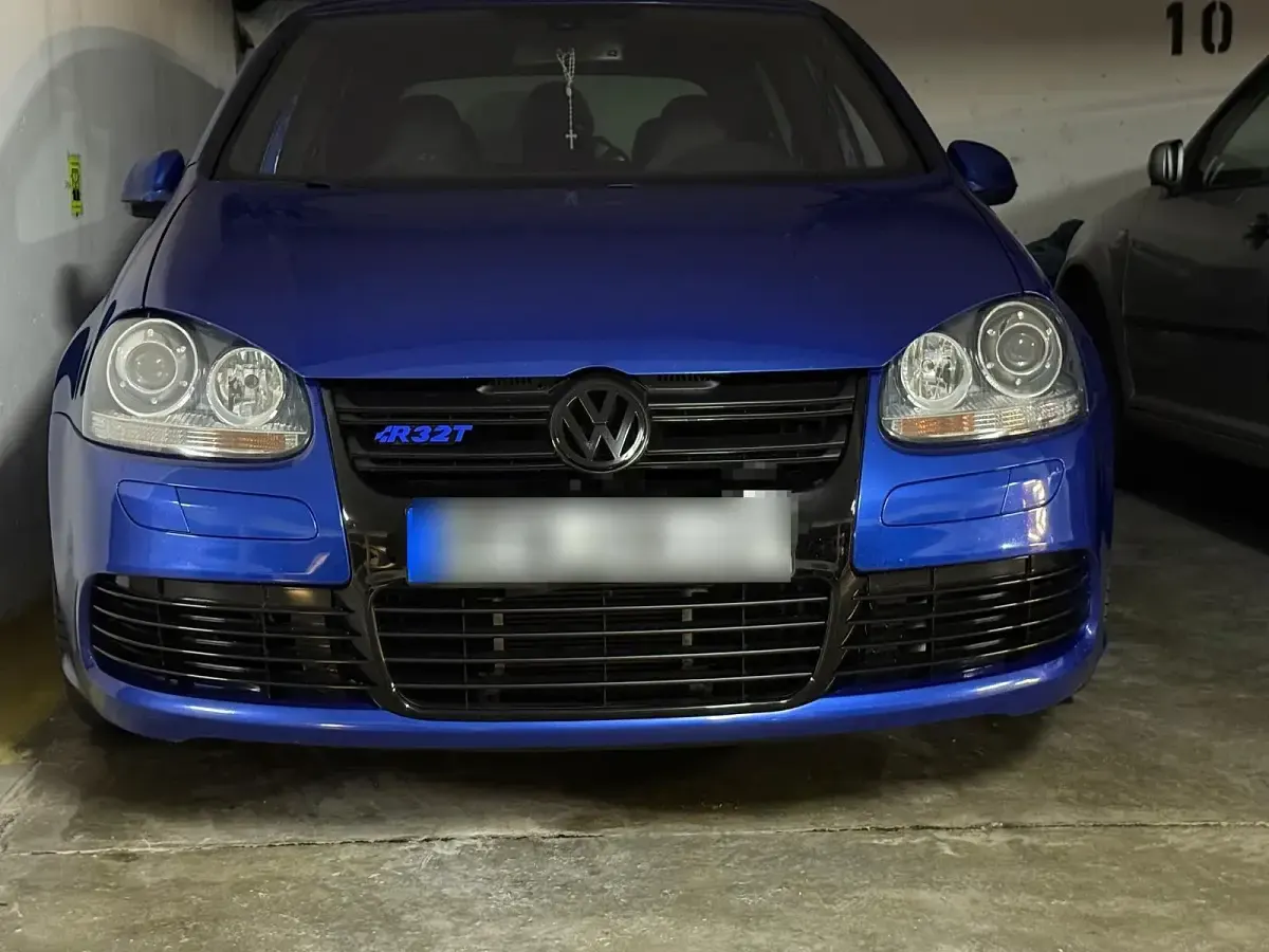 Używany VW Golf IV R 500 KM (367 kW) 2006 Niebieski Sedan/Limuzyna
