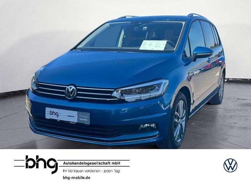Blau Gebraucht 2017 VW Touran Comfortline Van / Kleinbus | 18.430 € (Fairer Preis) - Bild 1/4