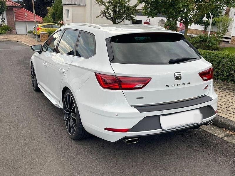 Gebraucht Seat Leon ST 4Drive 300 PS (220 kW) 2018 Weiß Kombi