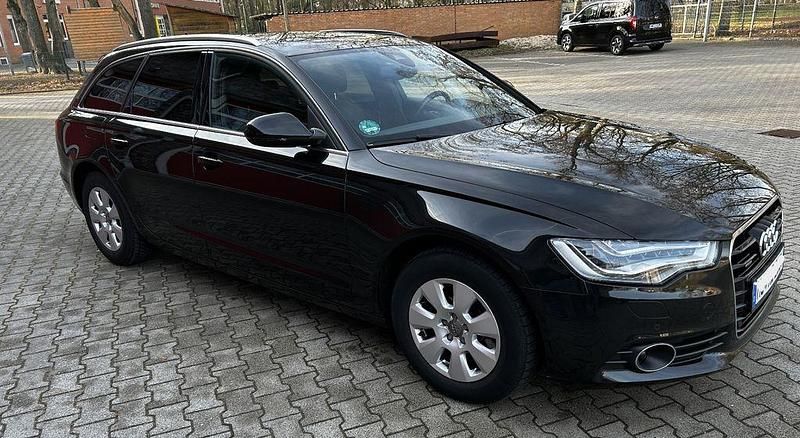 Gebraucht Audi A6 Ambiente 204 PS (150 kW) 2014 Schwarz Kombi
