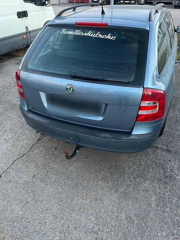 Gebraucht Skoda Octavia 140 PS (102 kW) 2007 Grau Kombi