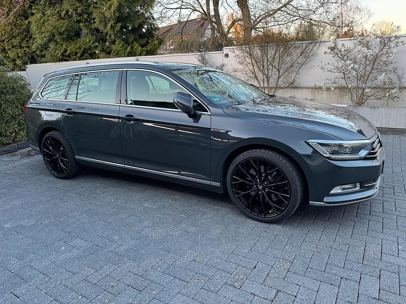 Używany VW Passat Highline 280 KM (205 kW) 2016 Szary Kombi