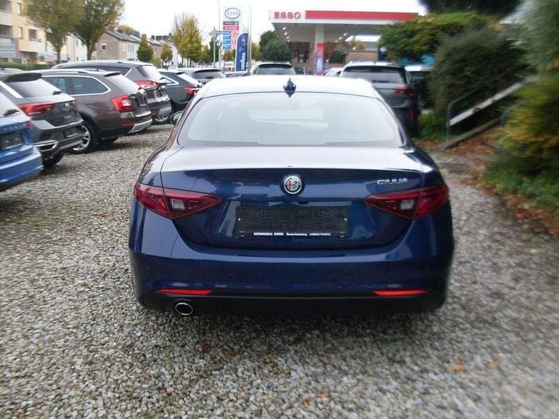 Gebraucht Alfa Romeo Giulia Super 150 PS (110 kW) 2016 Blau Limousine