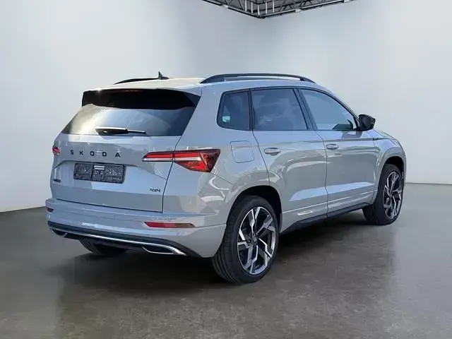 Neu Skoda Karoq SportLine 190 PS (139 kW) 2026 SUV