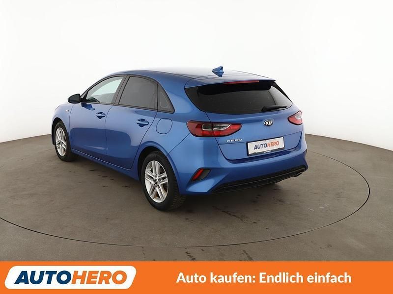 Gebraucht Kia Ceed Edition 7 99 PS (72 kW) 2019 Blau Kleinwagen