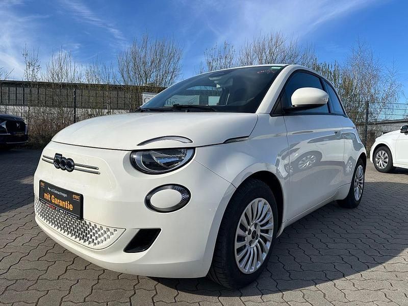 Gebraucht Fiat 500e 86 kW (118 PS) 2023 Weiß Kleinwagen