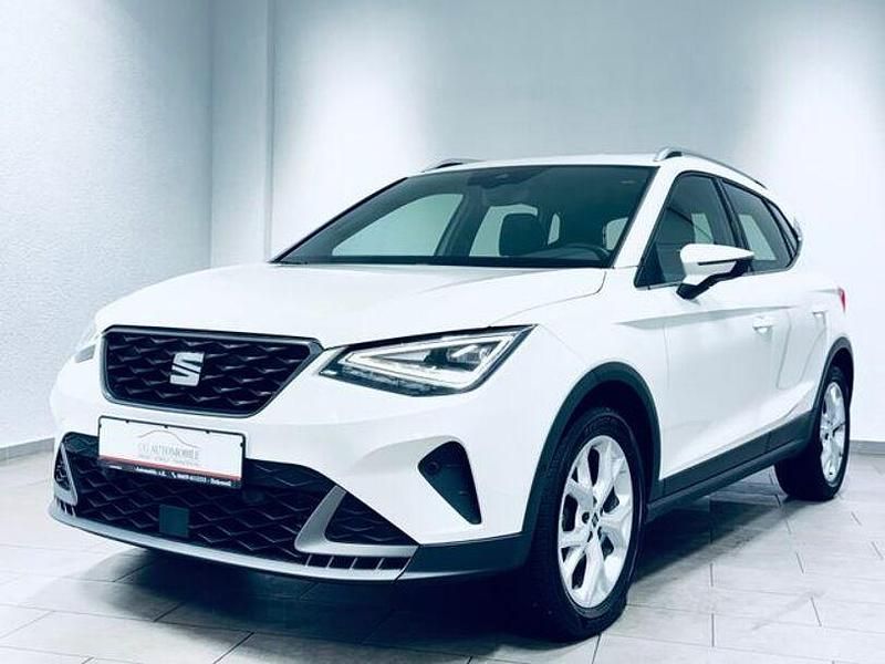 Weiß Gebraucht 2022 Seat Arona FR-Line SUV | 14.480 € (Fairer Preis) - Bild 1/4