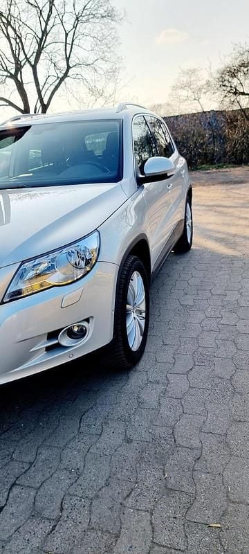 Gebraucht VW Tiguan 110 PS (80 kW) 2010 Silber SUV