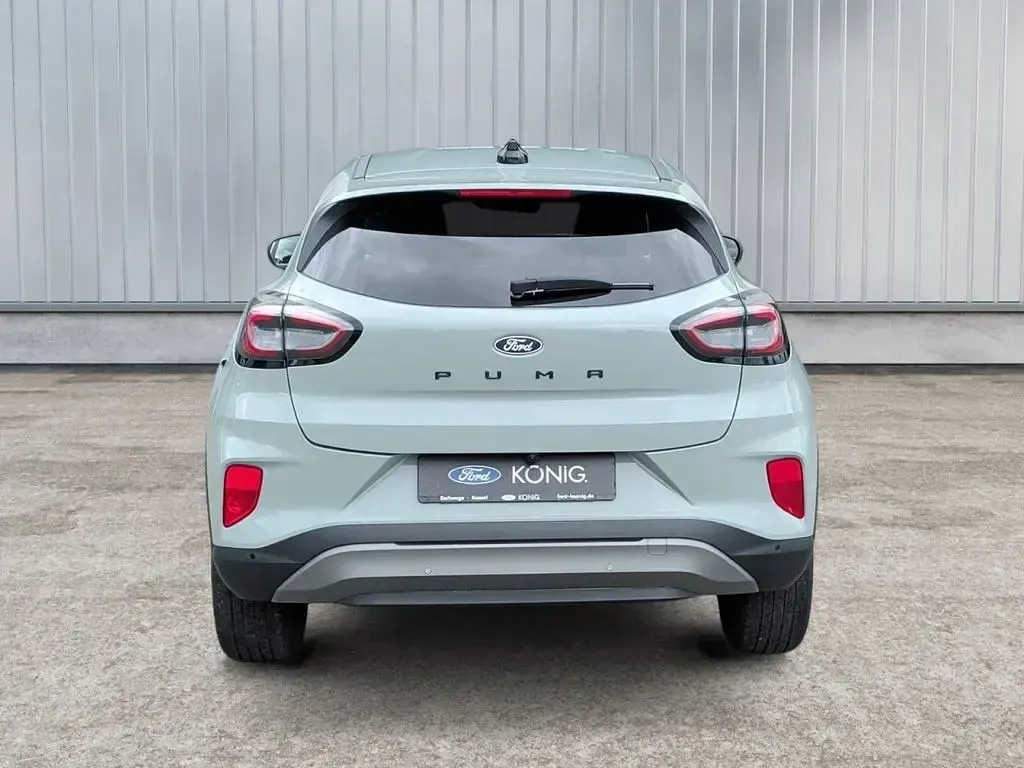 Gebraucht Ford Puma Titanium 125 PS (91 kW) 2025 Cactus grey SUV