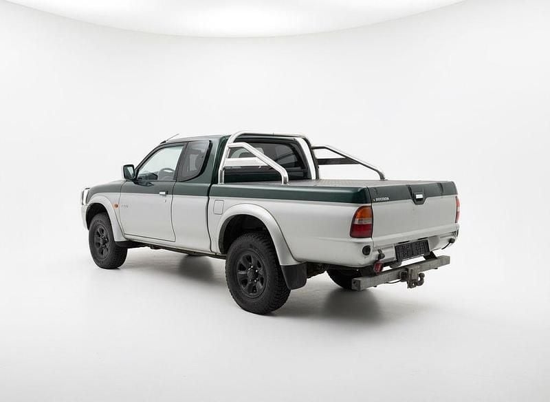 Gebraucht Mitsubishi L200 99 PS (72 kW) 2000 Grün Pickup